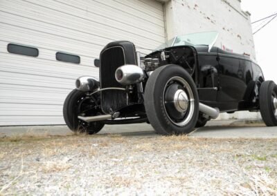 1932 Ford Roadster Real (Black with Black interior)