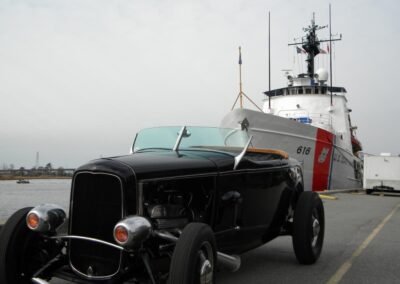 1932 Ford Roadster Real (Black with Black interior)