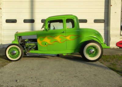1932 Ford Coupe - Lime