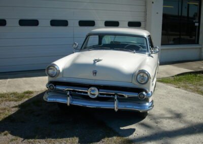 1954 Ford Crestline Victoria