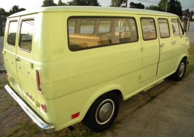 1969 Ford Econoline E100 Super Van