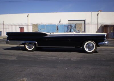 1959 Ford Fairlane Galaxie 500 Skyliner Chrome